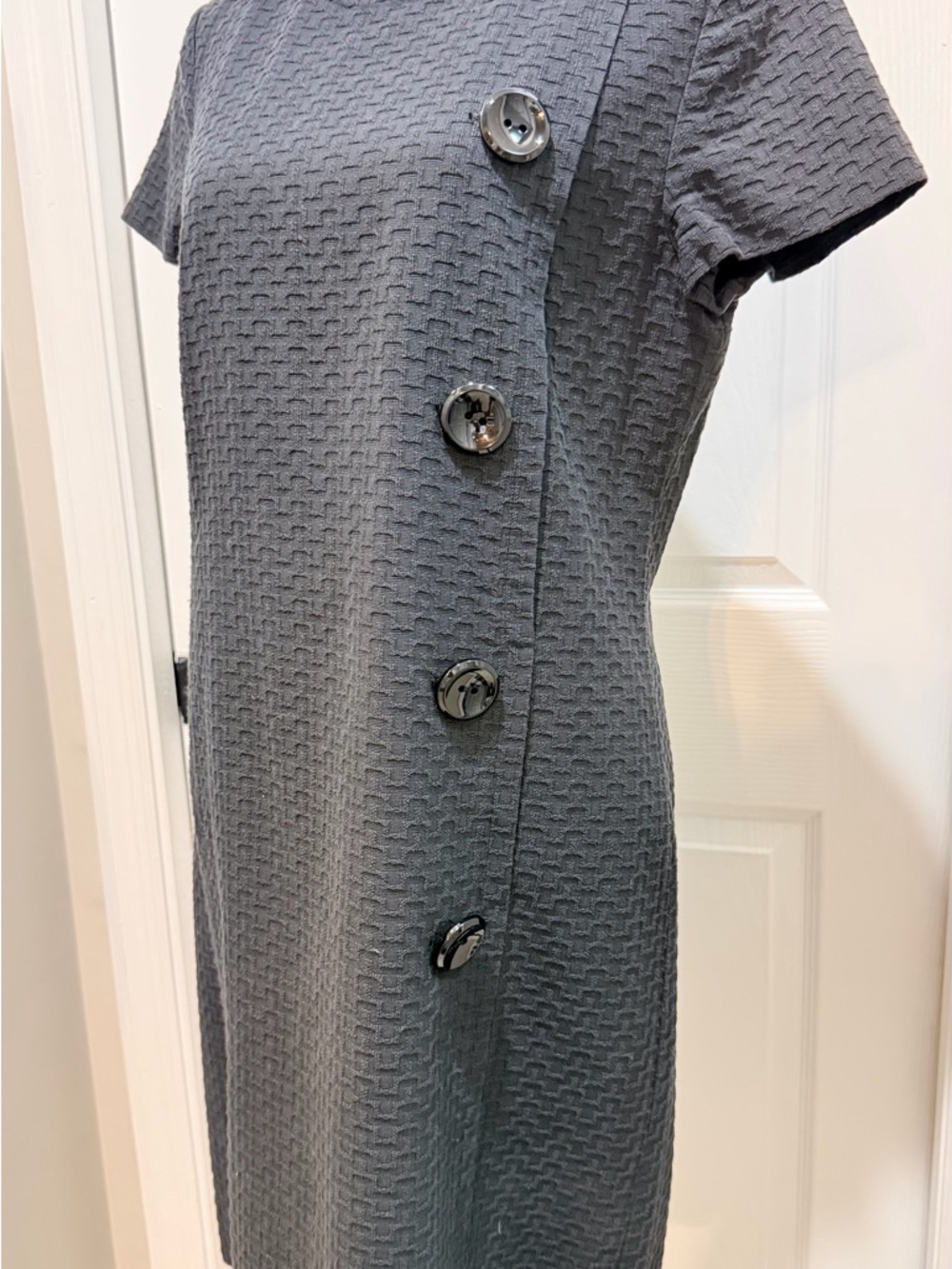 Ann Taylor Textured Black Short-Sleeve Midi Dress with Asymmetric Button Detail - Picture 7 of 10
